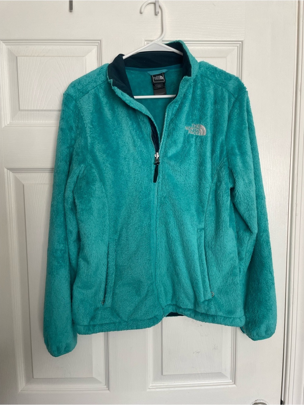 The North Face Women’s size Medium Teal Fleece Jacket